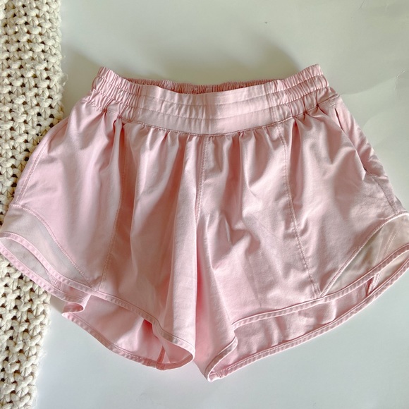 lululemon athletica Pants - Lululemon hotty hot shorts